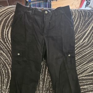 Womans Cargo Pants In Black